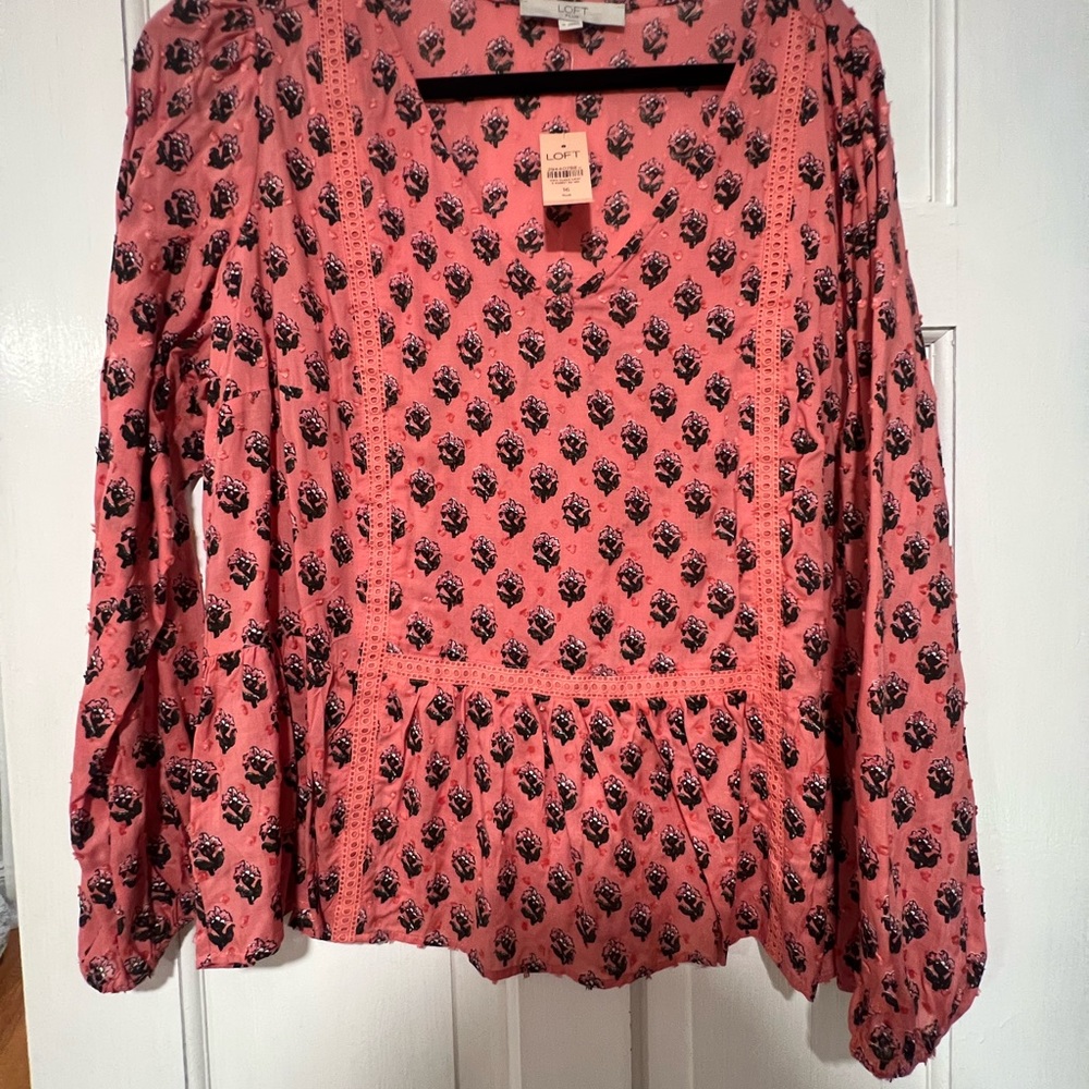 LOFT top. Size Plus 16. NWT